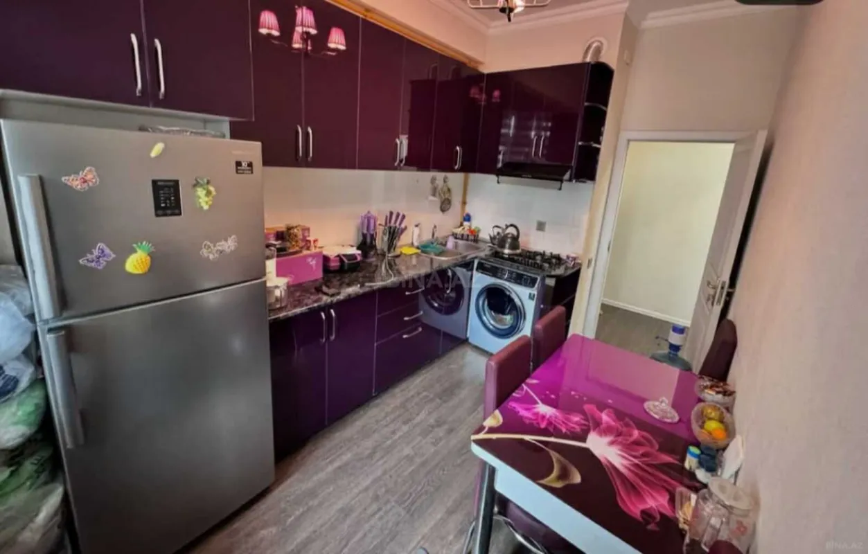 Satılır 2 otaqlı mənzil 65 m²