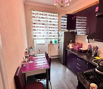 Satılır 2 otaqlı mənzil 65 m²