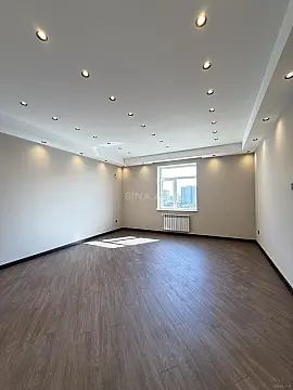 Satılır 3 otaqlı mənzil 135 m²