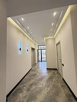 Satılır 3 otaqlı mənzil 135 m²