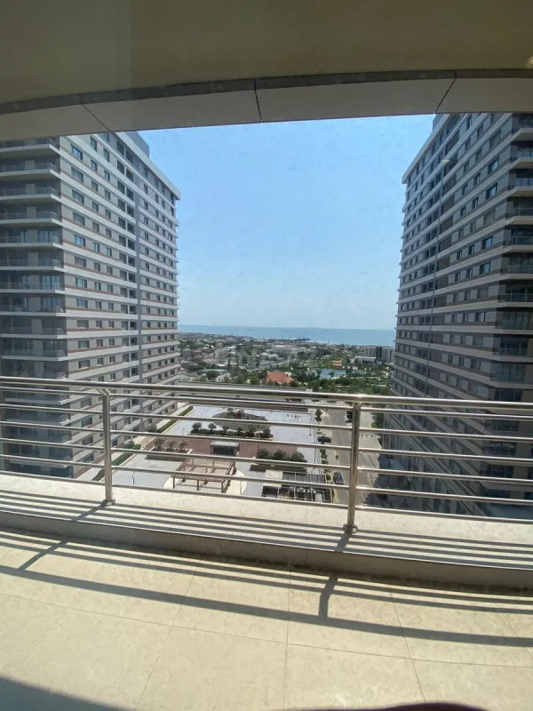 Kirayə verilir 3 otaqlı mənzil 157 m²