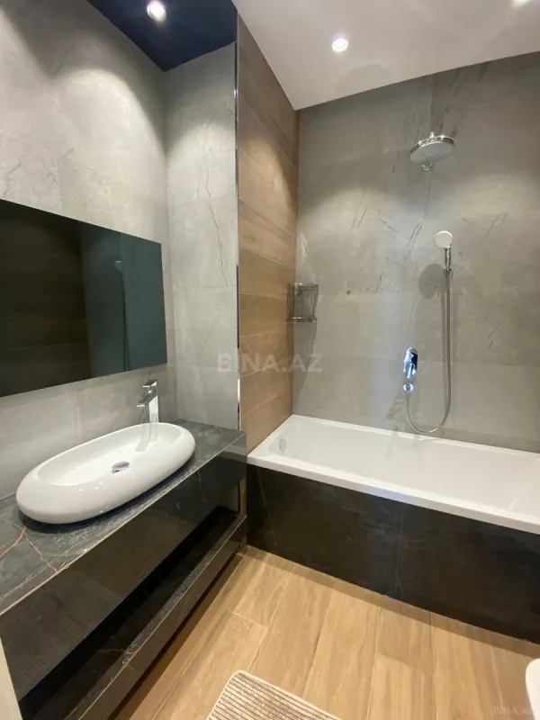 Kirayə verilir 3 otaqlı mənzil 157 m²