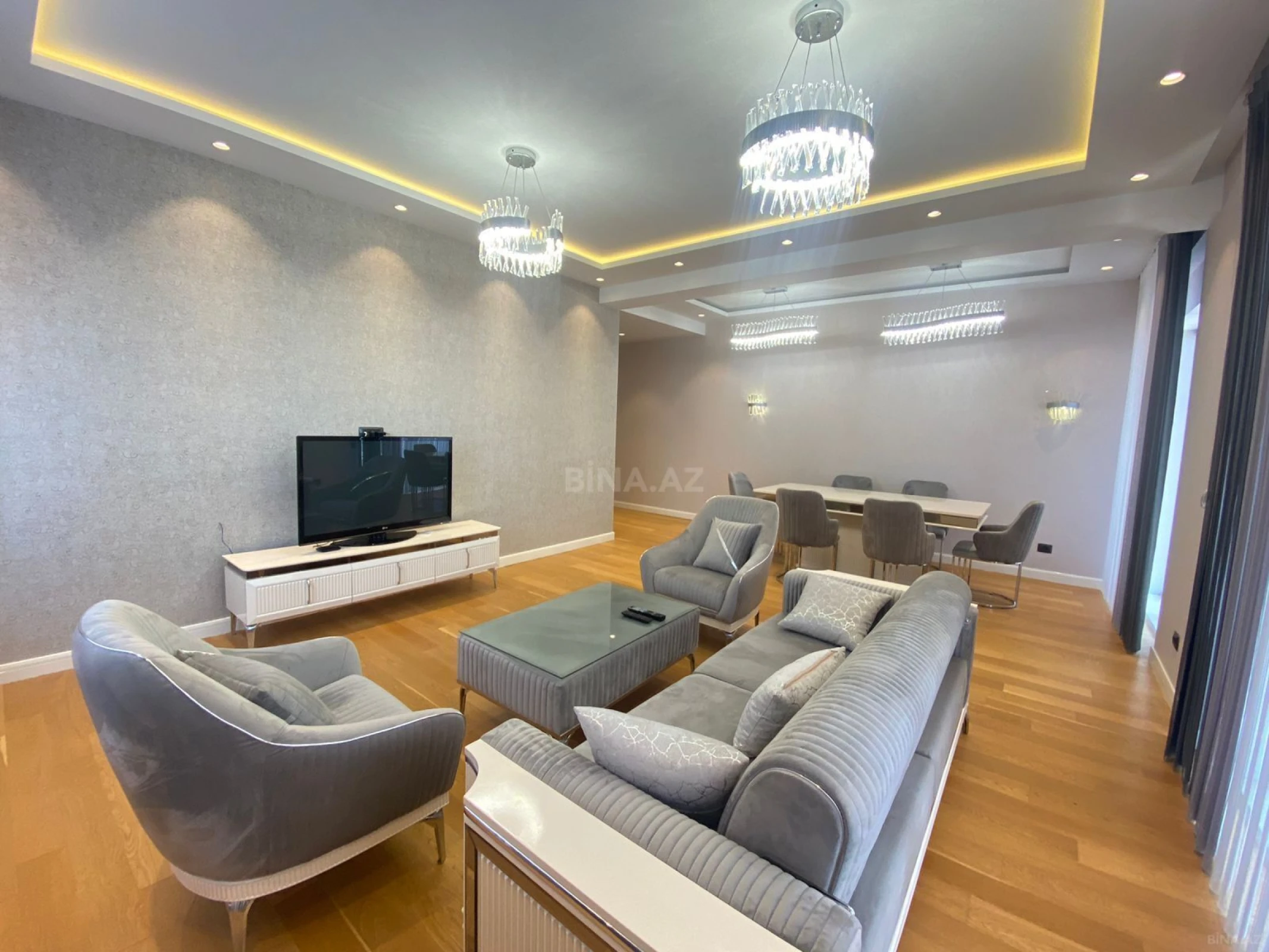 Kirayə verilir 3 otaqlı mənzil 157 m²