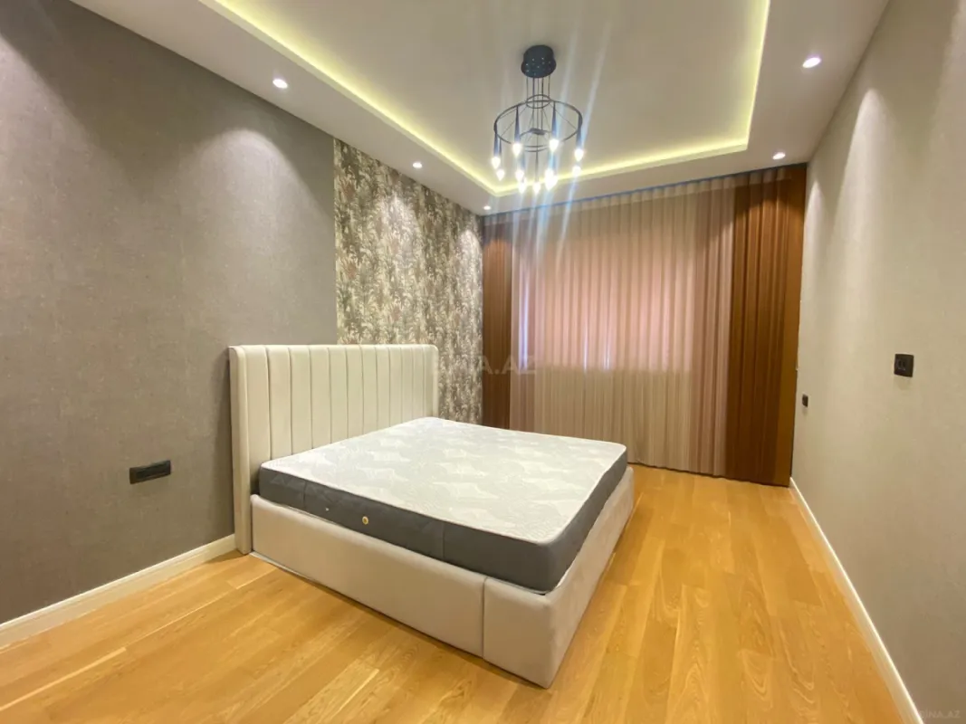 Kirayə verilir 3 otaqlı mənzil 157 m²