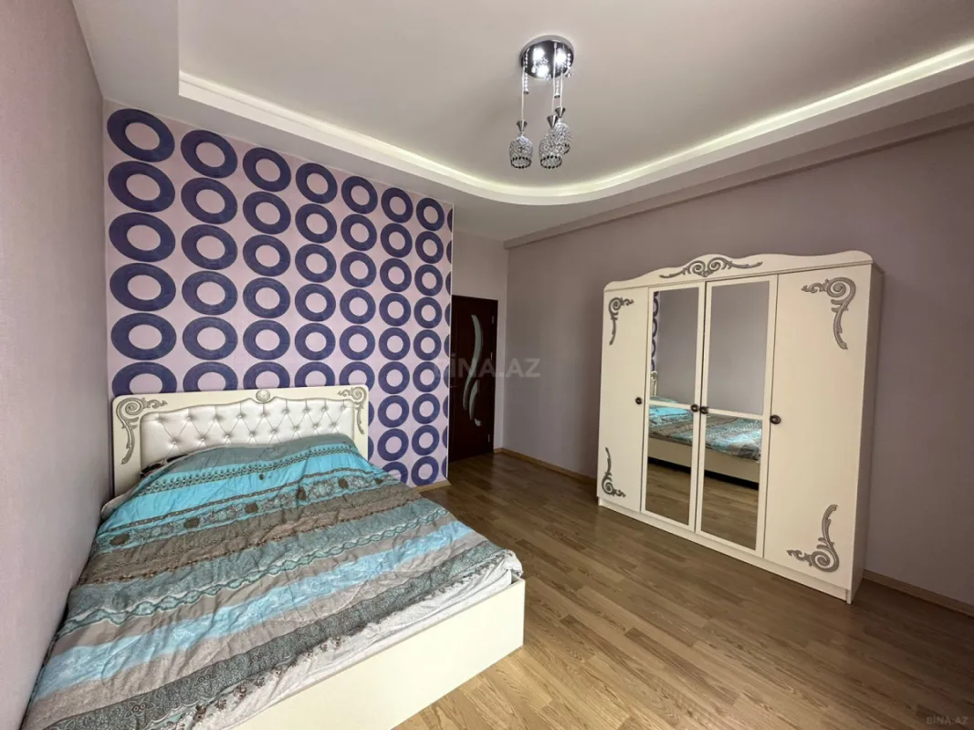 Kirayə verilir 2 otaqlı mənzil 65 m²