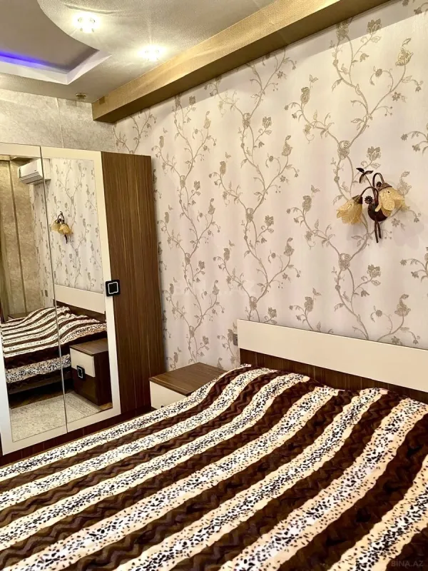 Kirayə verilir 2 otaqlı mənzil 60 m²