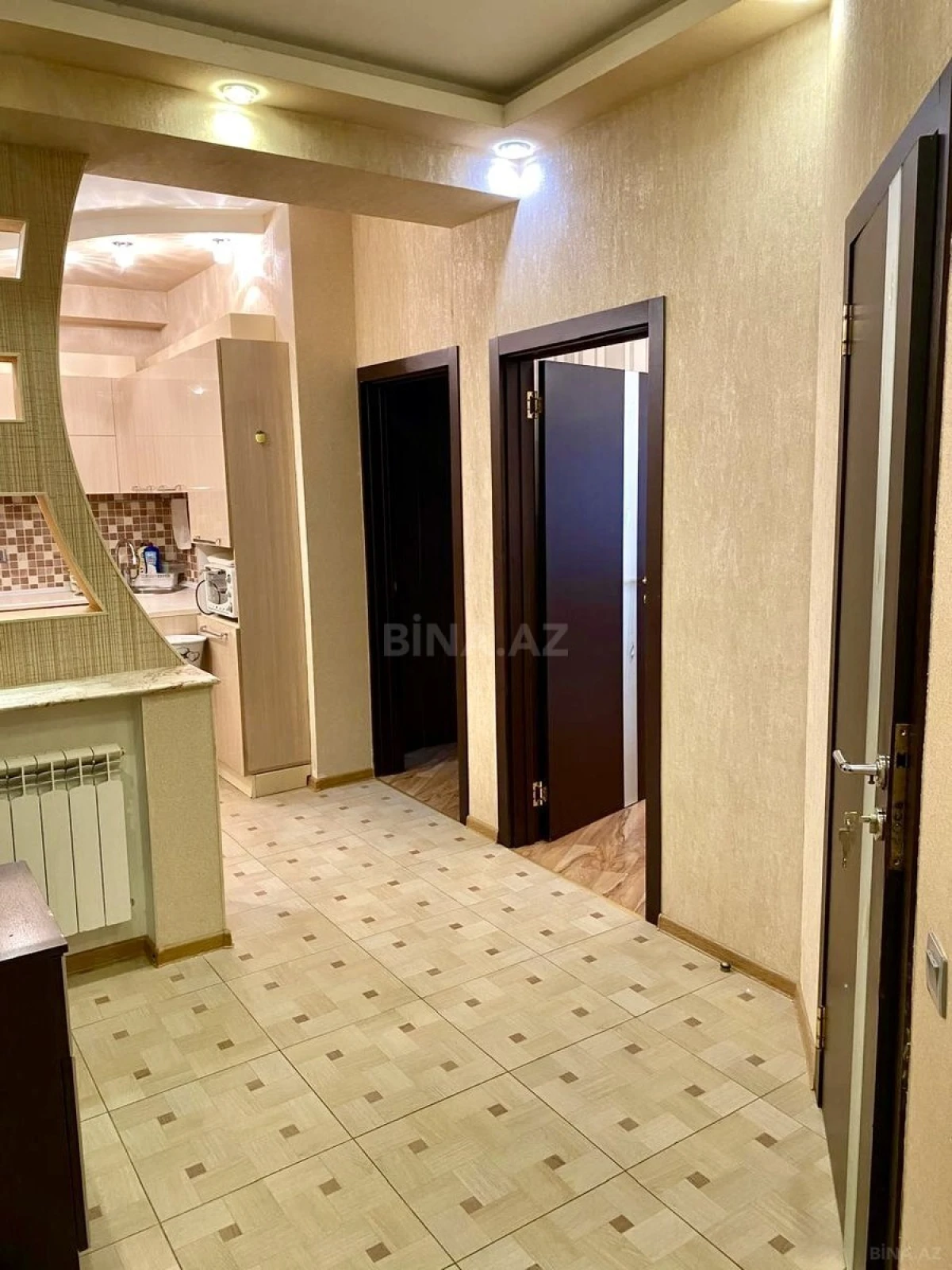 Kirayə verilir 2 otaqlı mənzil 60 m²