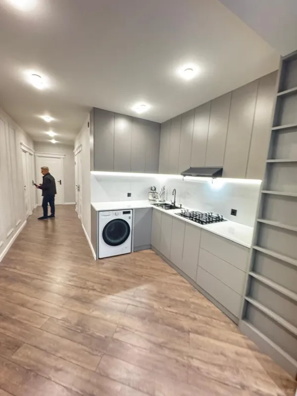 Satılır 3 otaqlı mənzil 80 m²