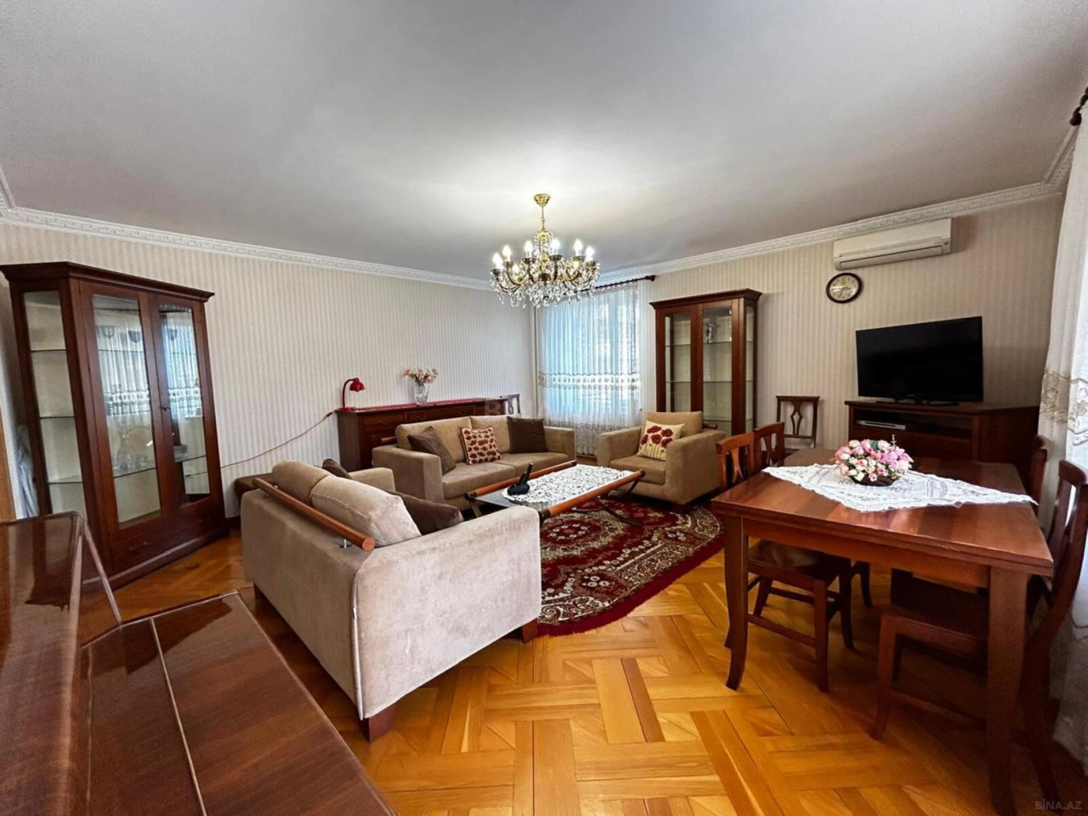 Kirayə verilir 4 otaqlı mənzil 110 m²