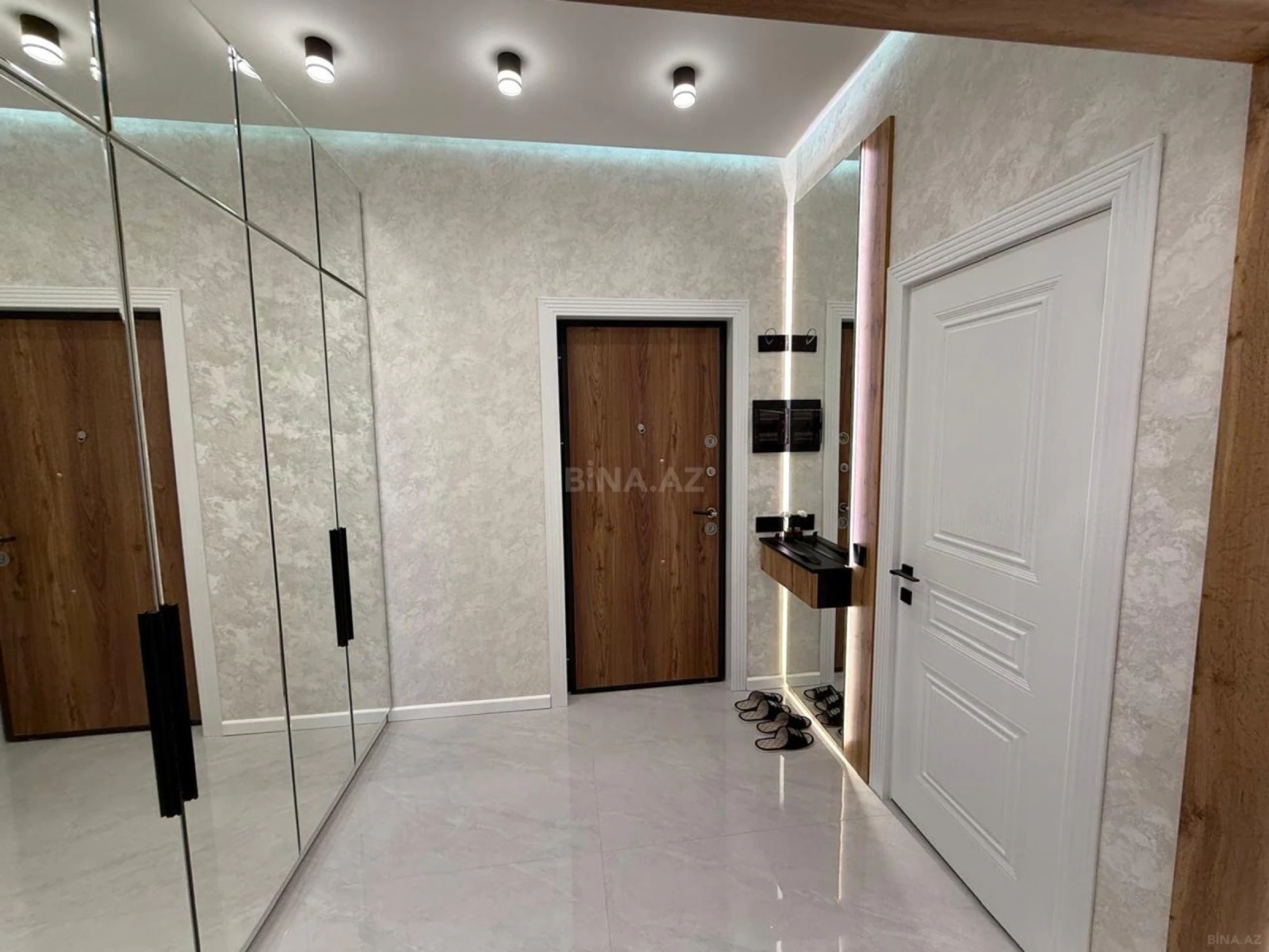 Satılır 3 otaqlı mənzil 85 m²