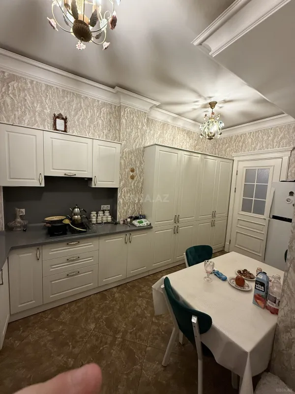 Satılır 3 otaqlı mənzil 100 m²