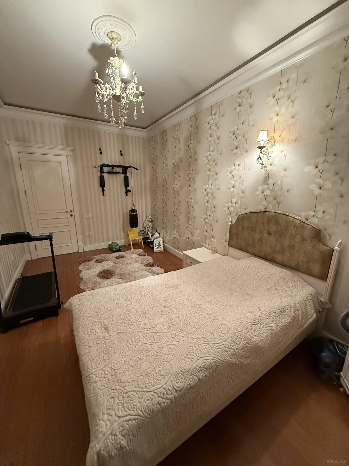 Satılır 3 otaqlı mənzil 100 m²