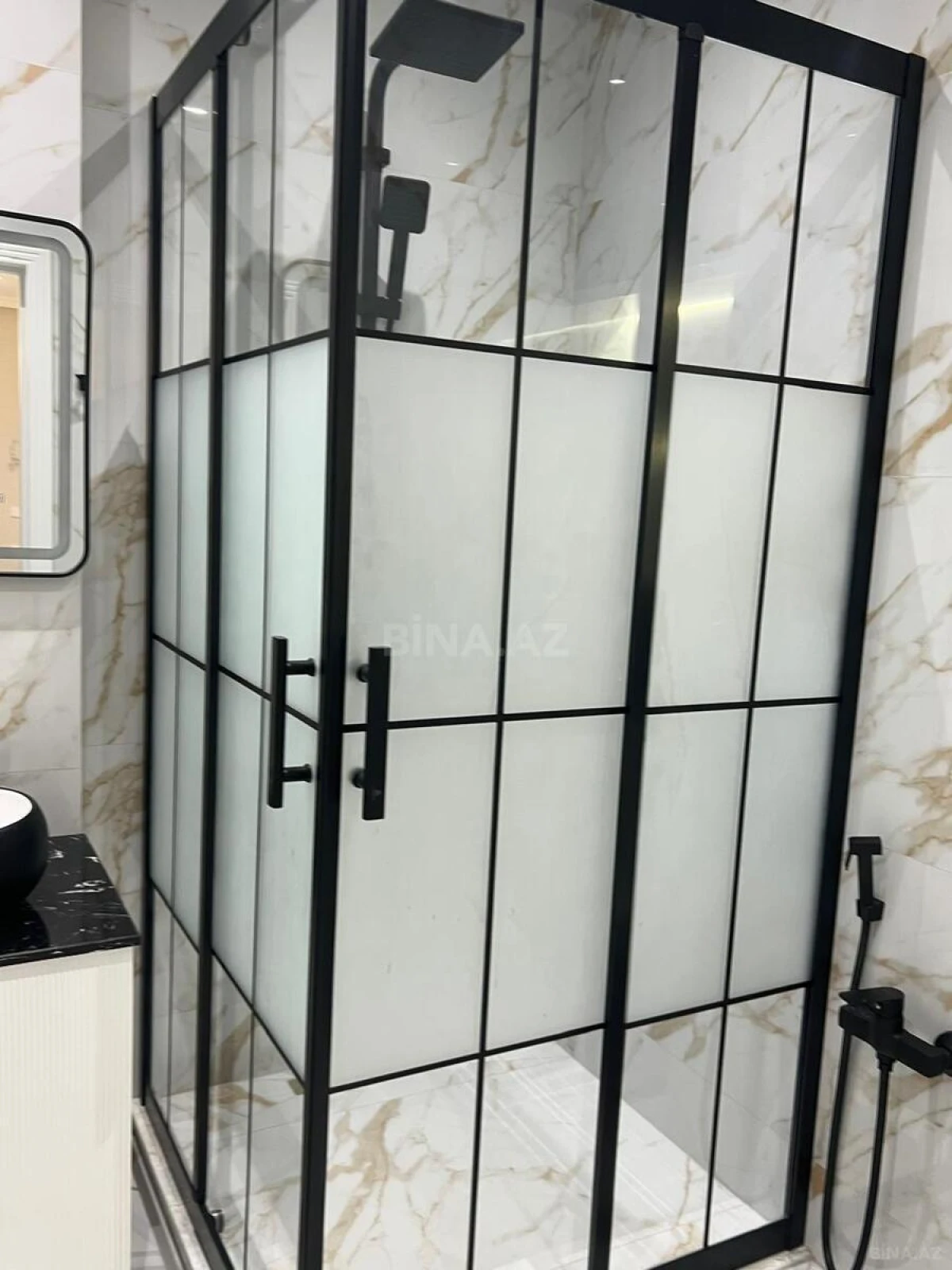 Satılır 3 otaqlı mənzil 102 m²