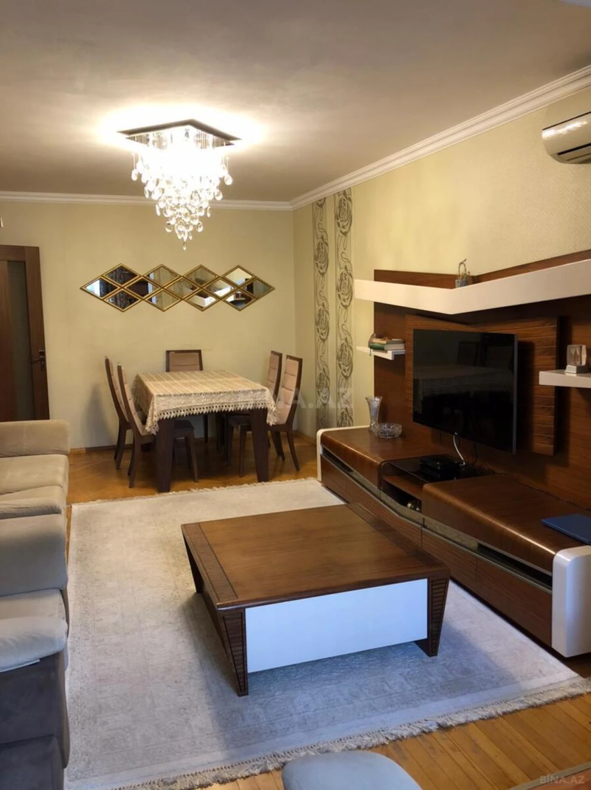 Satılır 3 otaqlı mənzil 90 m²