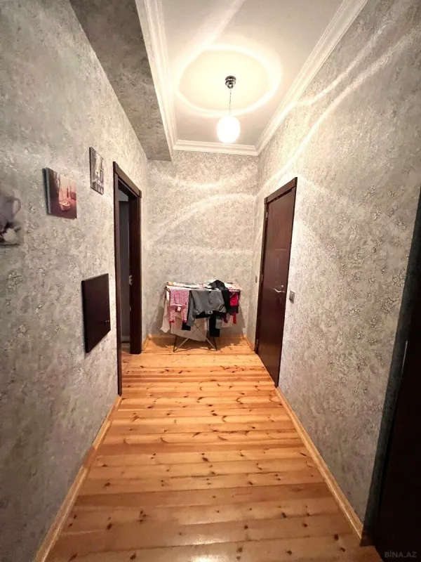Satılır 2 otaqlı mənzil 95 m²