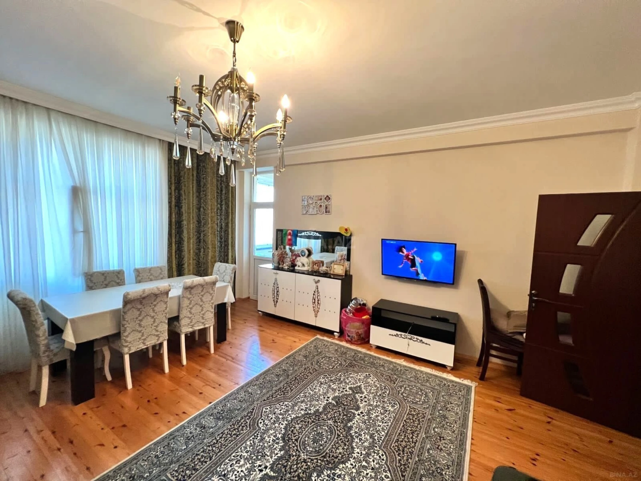 Satılır 2 otaqlı mənzil 95 m²