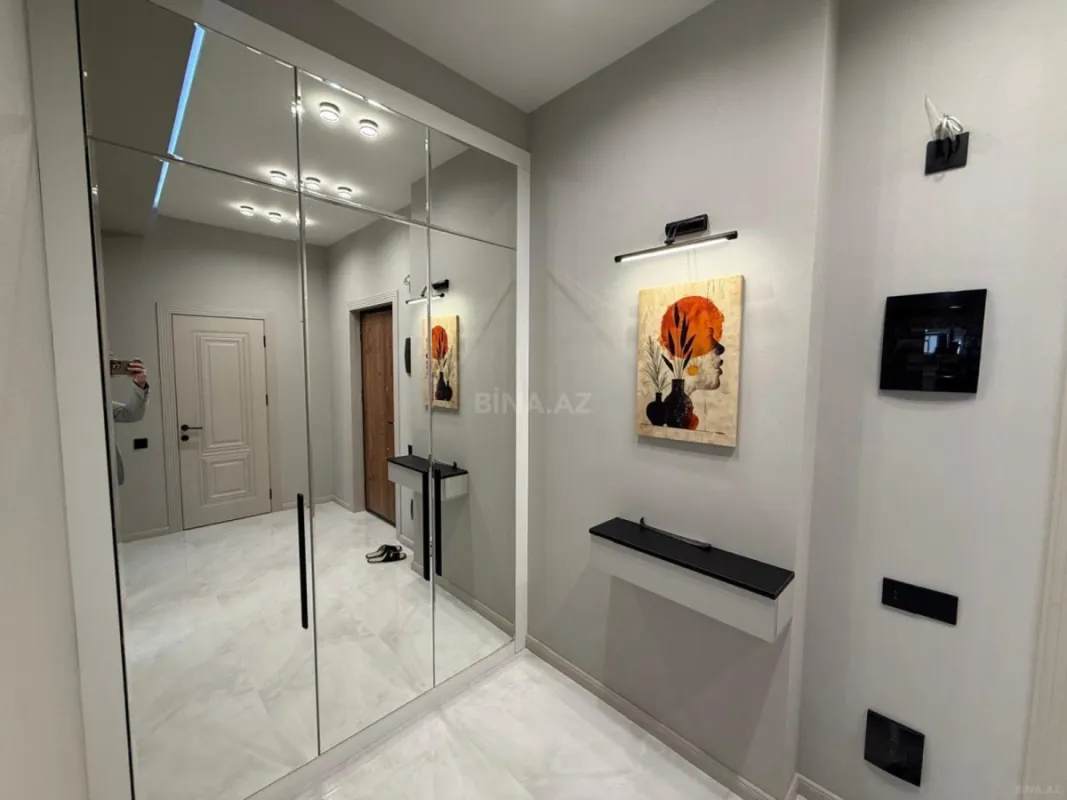 Satılır 2 otaqlı mənzil 57 m²