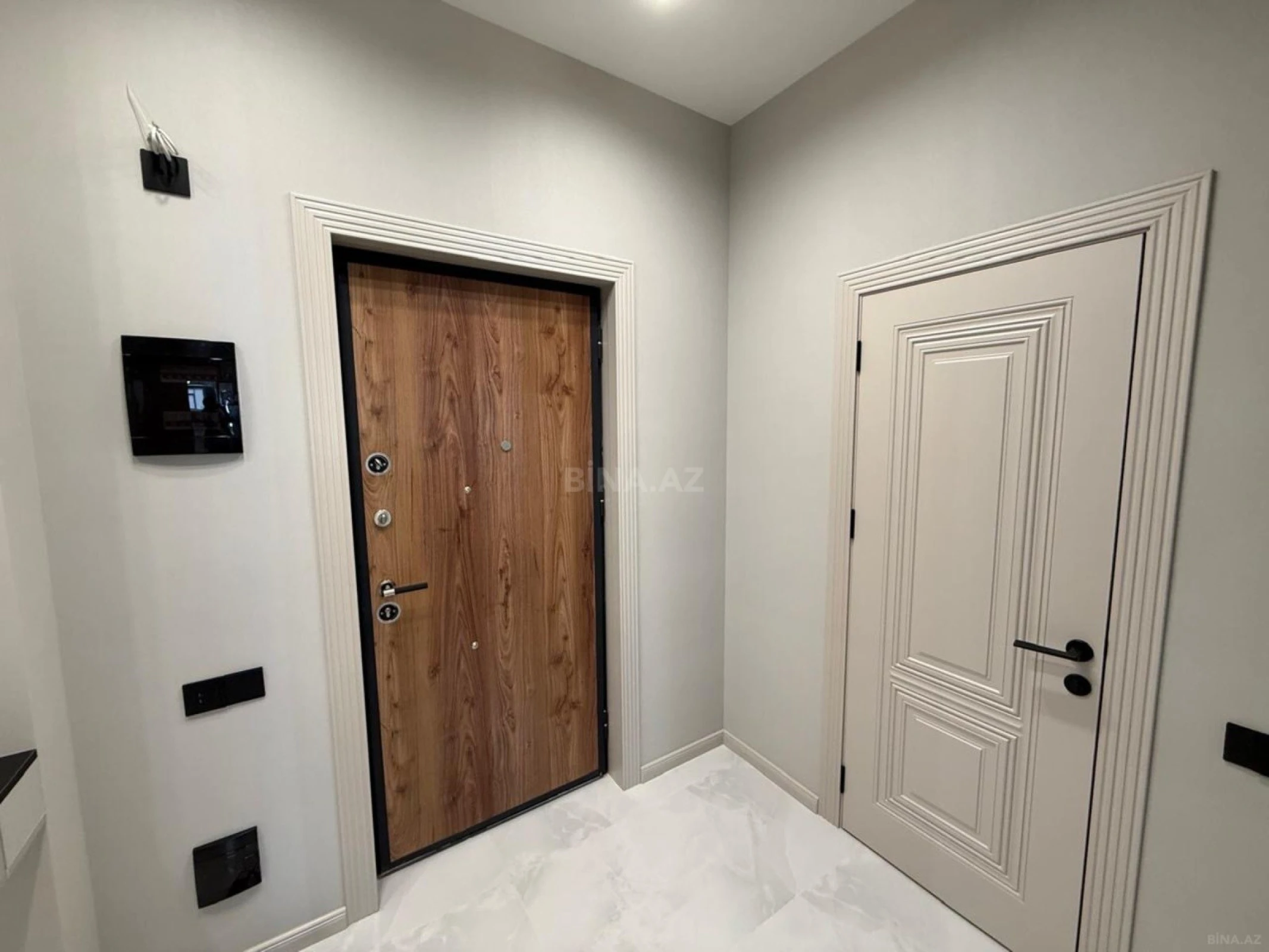 Satılır 2 otaqlı mənzil 57 m²