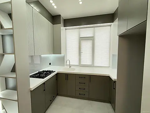 Satılır 2 otaqlı mənzil 57 m²