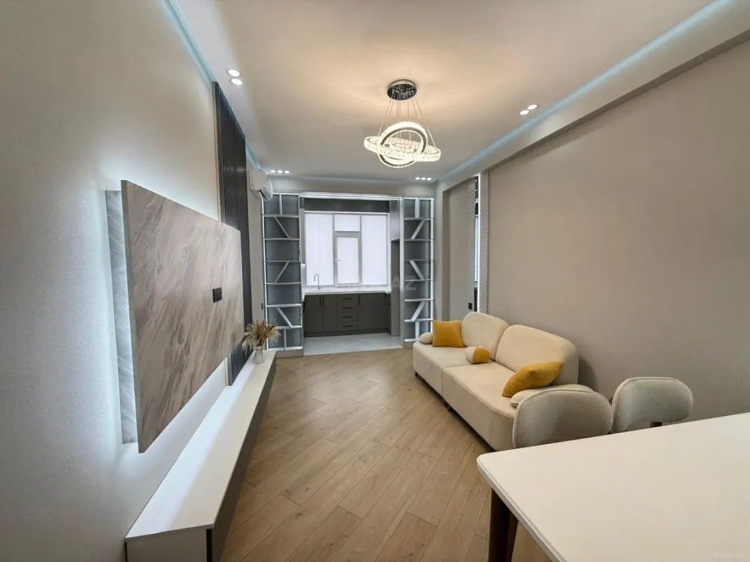 Satılır 2 otaqlı mənzil 57 m²