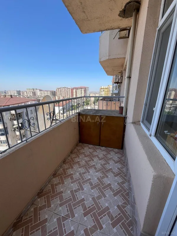 Satılır 3 otaqlı mənzil 130 m²
