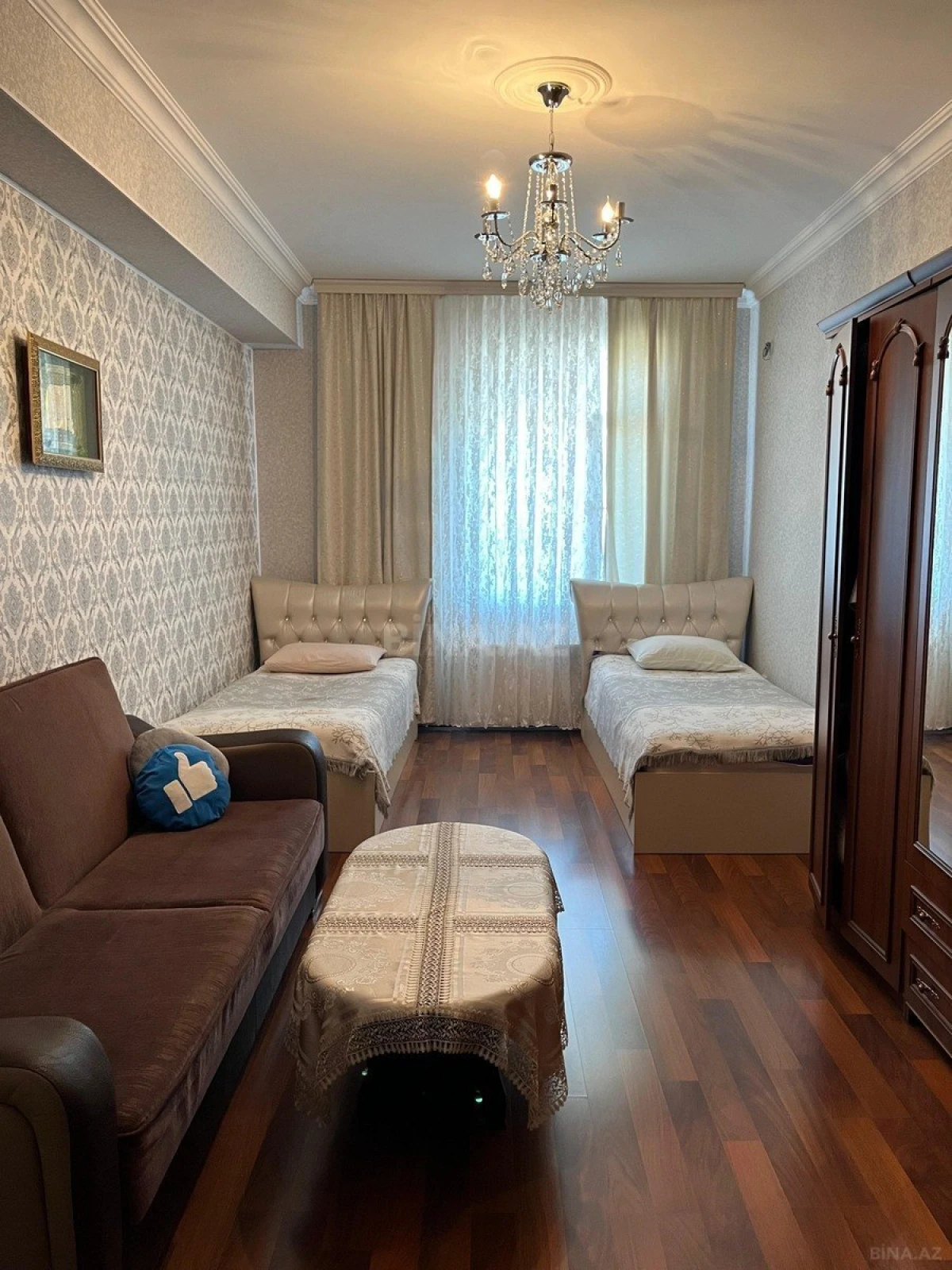 Satılır 3 otaqlı mənzil 130 m²