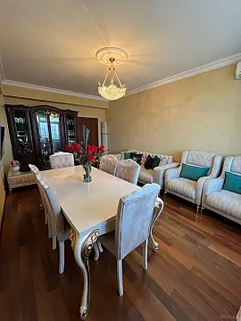 Satılır 3 otaqlı mənzil 130 m² — Bakı, Nizami 3 otaq 130.00 m²