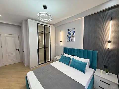 Satılır 2 otaqlı mənzil 57 m²