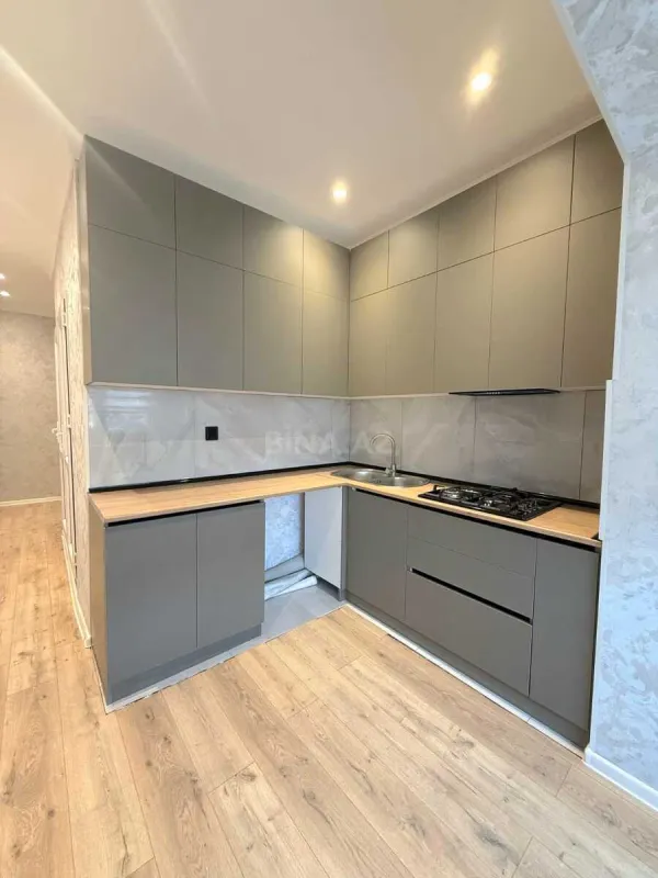 Satılır 3 otaqlı mənzil 85 m²