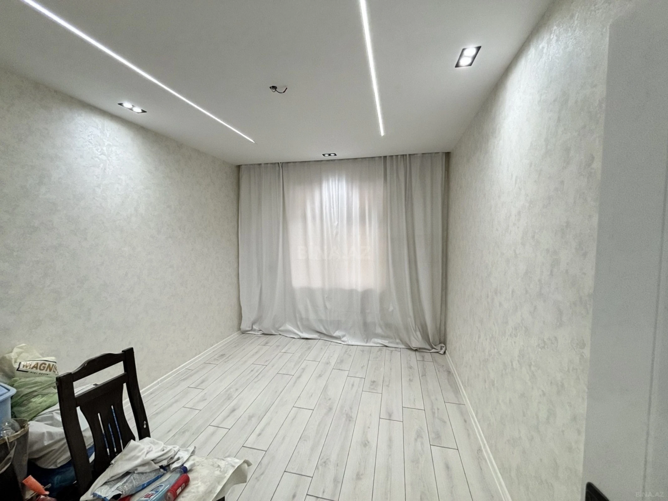 Satılır 3 otaqlı mənzil 110 m²