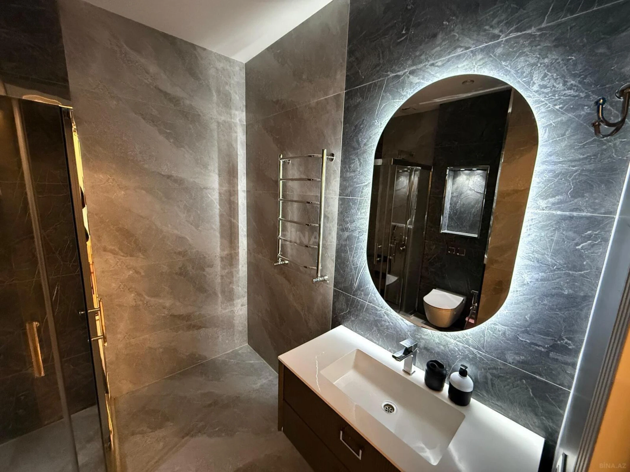 Kirayə verilir 3 otaqlı mənzil 120 m²