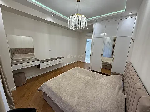 Kirayə verilir 3 otaqlı mənzil 120 m²
