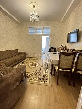 Satılır 3 otaqlı mənzil 90 m²