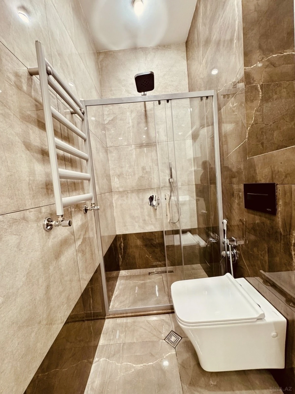 Satılır 2 otaqlı mənzil 59.8 m²