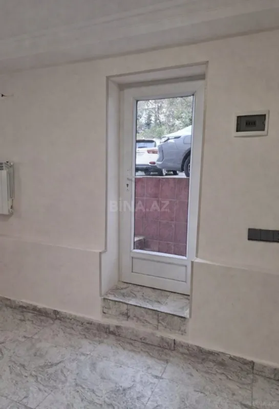 Satılır obyekt 65 m²