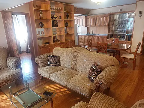 Satılır 3 otaqlı mənzil 75 m²