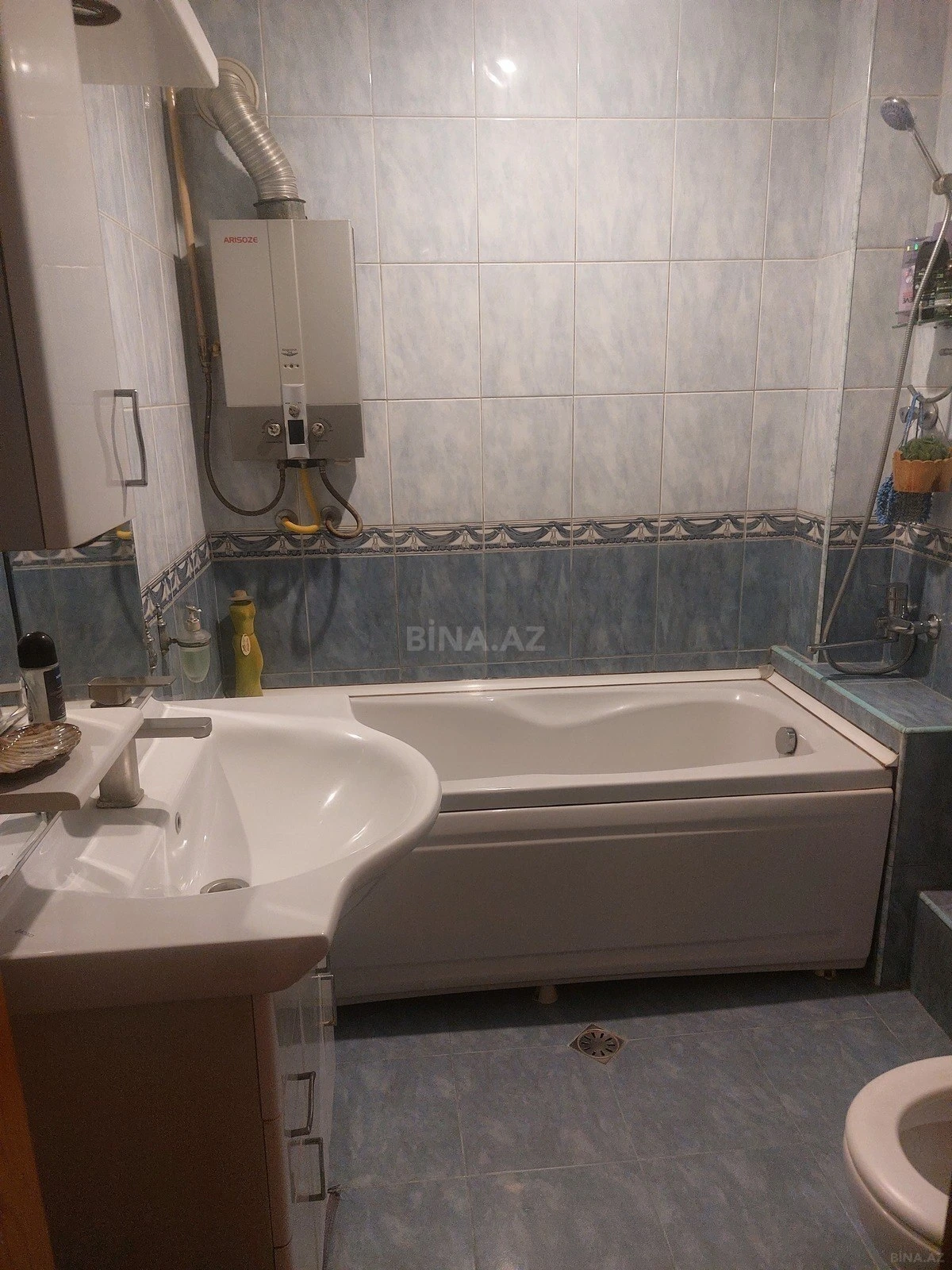 Satılır 3 otaqlı mənzil 75 m²