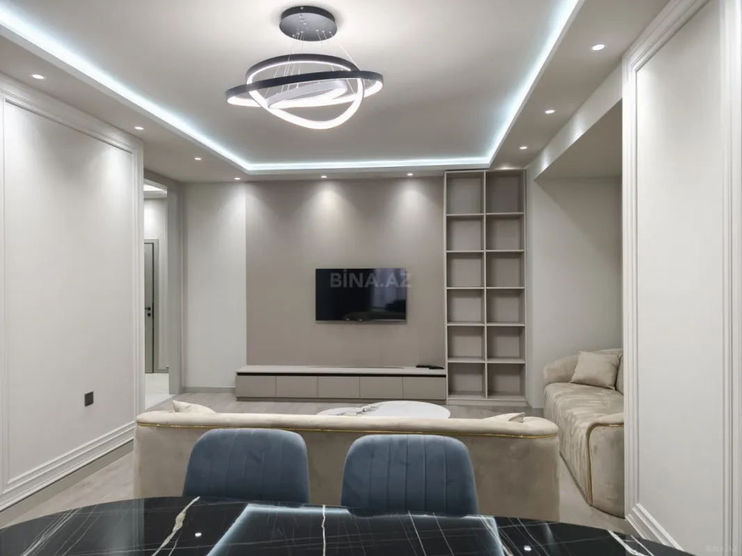 Satılır 3 otaqlı mənzil 148 m²