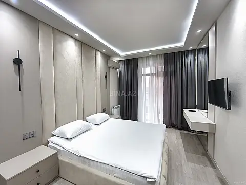 Satılır 3 otaqlı mənzil 148 m²