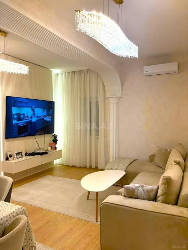 Satılır 2 otaqlı mənzil 95 m²