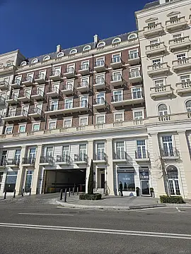 Kirayə verilir 3 otaqlı mənzil 140 m² — Bakı 3 otaq 140.00 m²