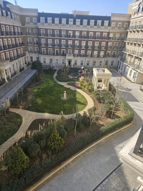 Kirayə verilir 3 otaqlı mənzil 140 m²