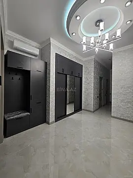 Kirayə verilir 3 otaqlı mənzil 140 m²