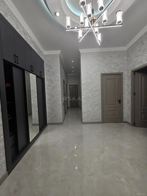 Kirayə verilir 3 otaqlı mənzil 140 m²