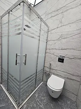 Kirayə verilir 3 otaqlı mənzil 140 m²