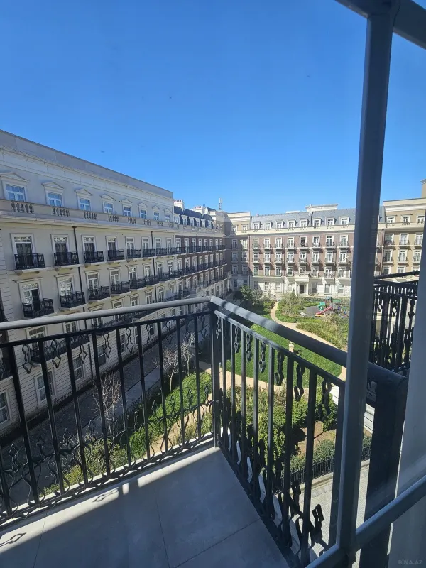 Kirayə verilir 3 otaqlı mənzil 140 m²