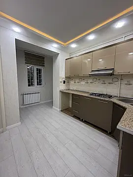 Satılır 2 otaqlı mənzil 68 m²