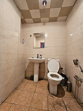 Kirayə verilir obyekt 80 m²