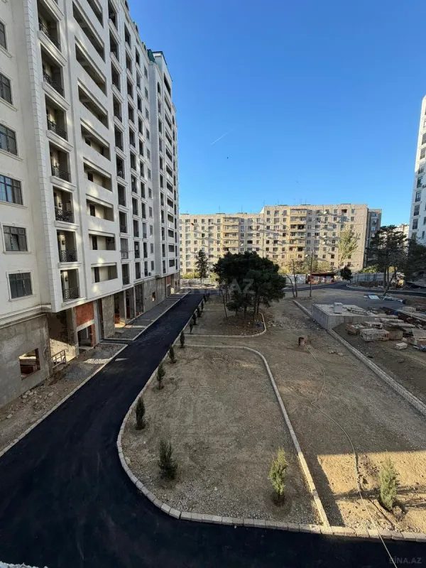 Satılır 2 otaqlı mənzil 74 m²