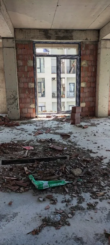 Satılır 2 otaqlı mənzil 74 m²